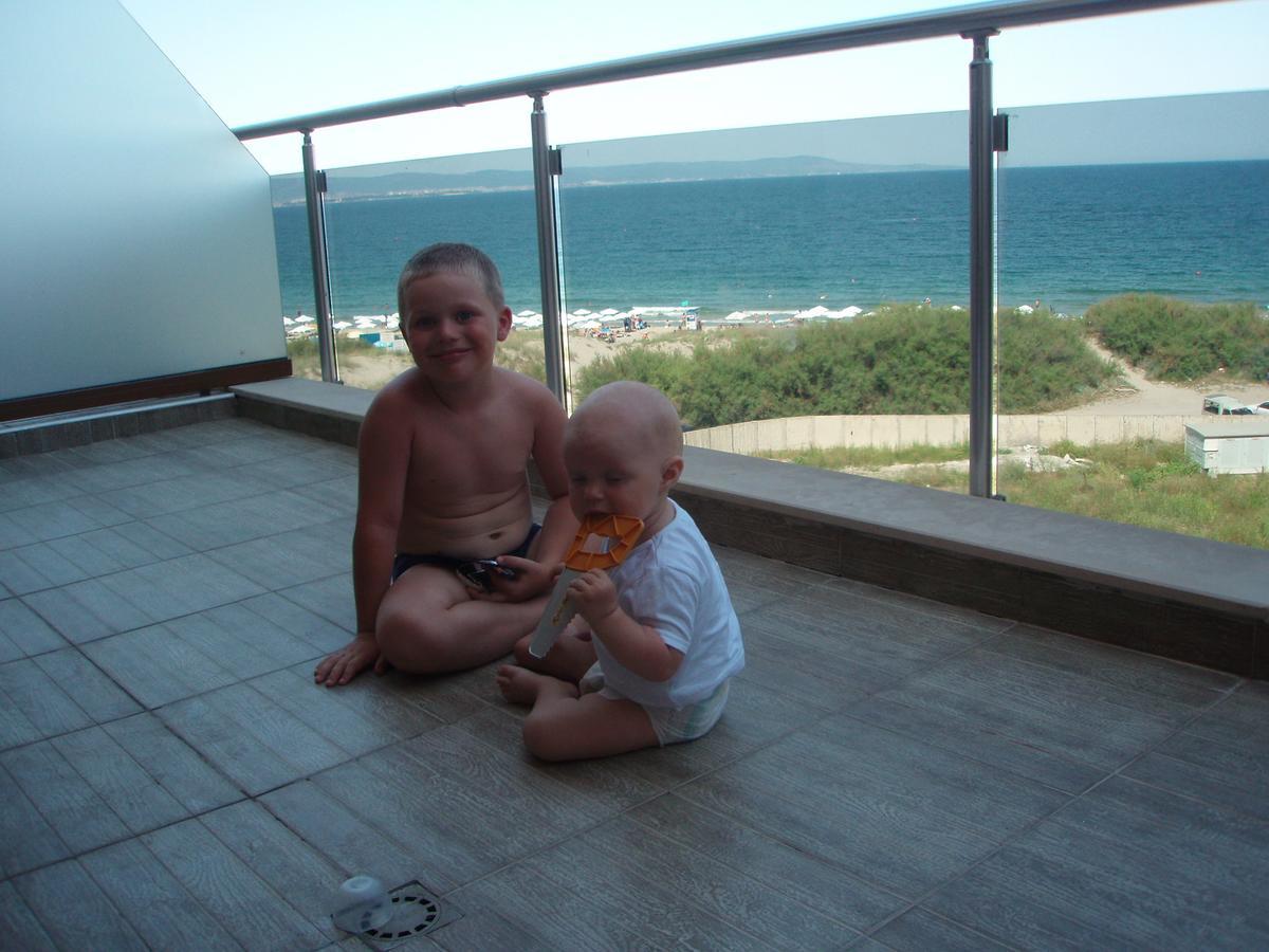 Pomorie Bay Aparthotel Buitenkant foto
