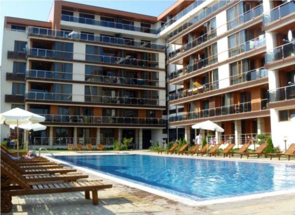 Pomorie Bay Aparthotel Buitenkant foto