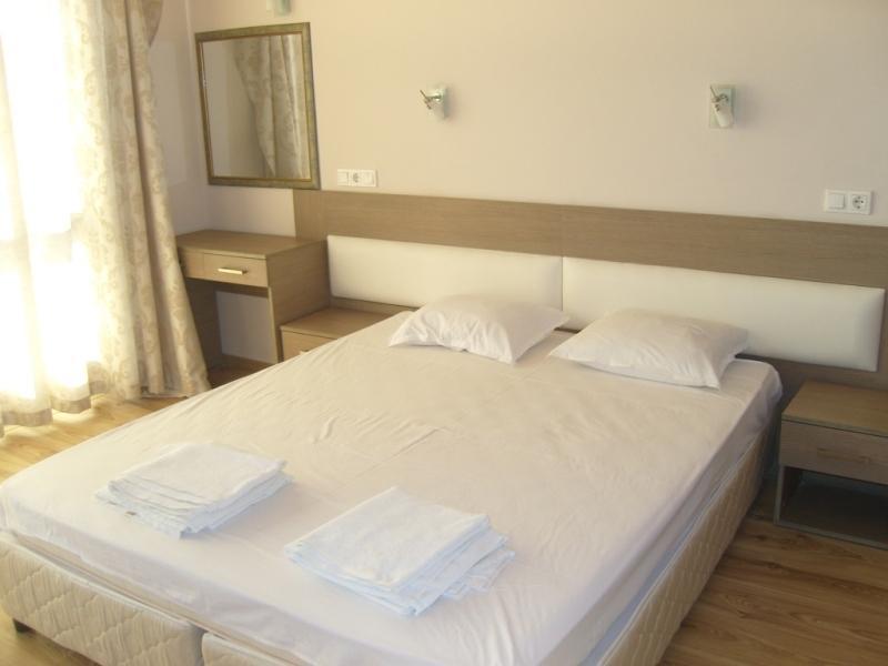 Pomorie Bay Aparthotel Kamer foto